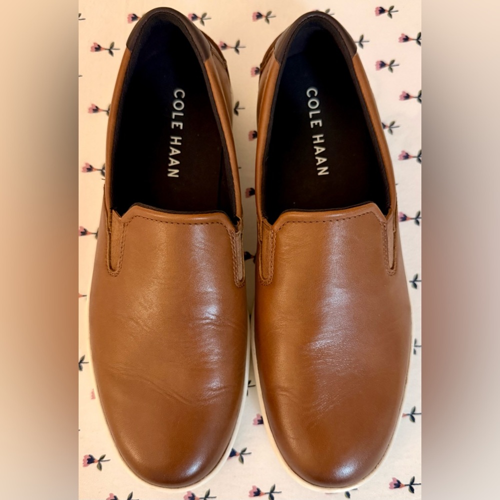 Cole Haan Men’s Nantucket Slip-On Shoes – Brown – Size 9M